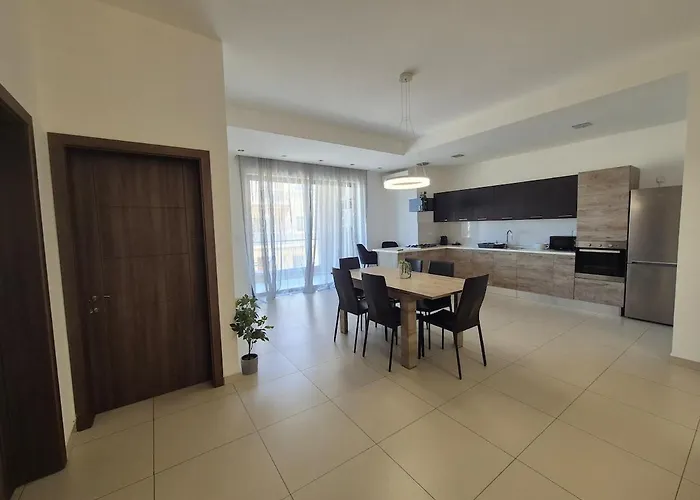 Icc In Marsascala Apartament *